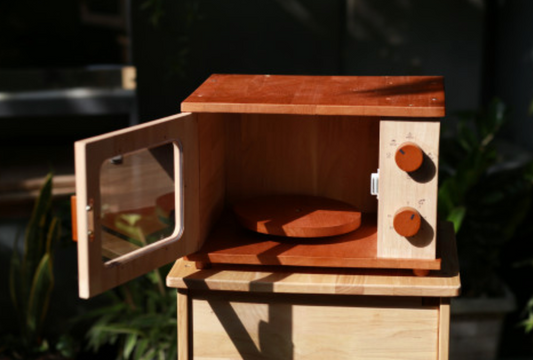 Wooden Play Microwave